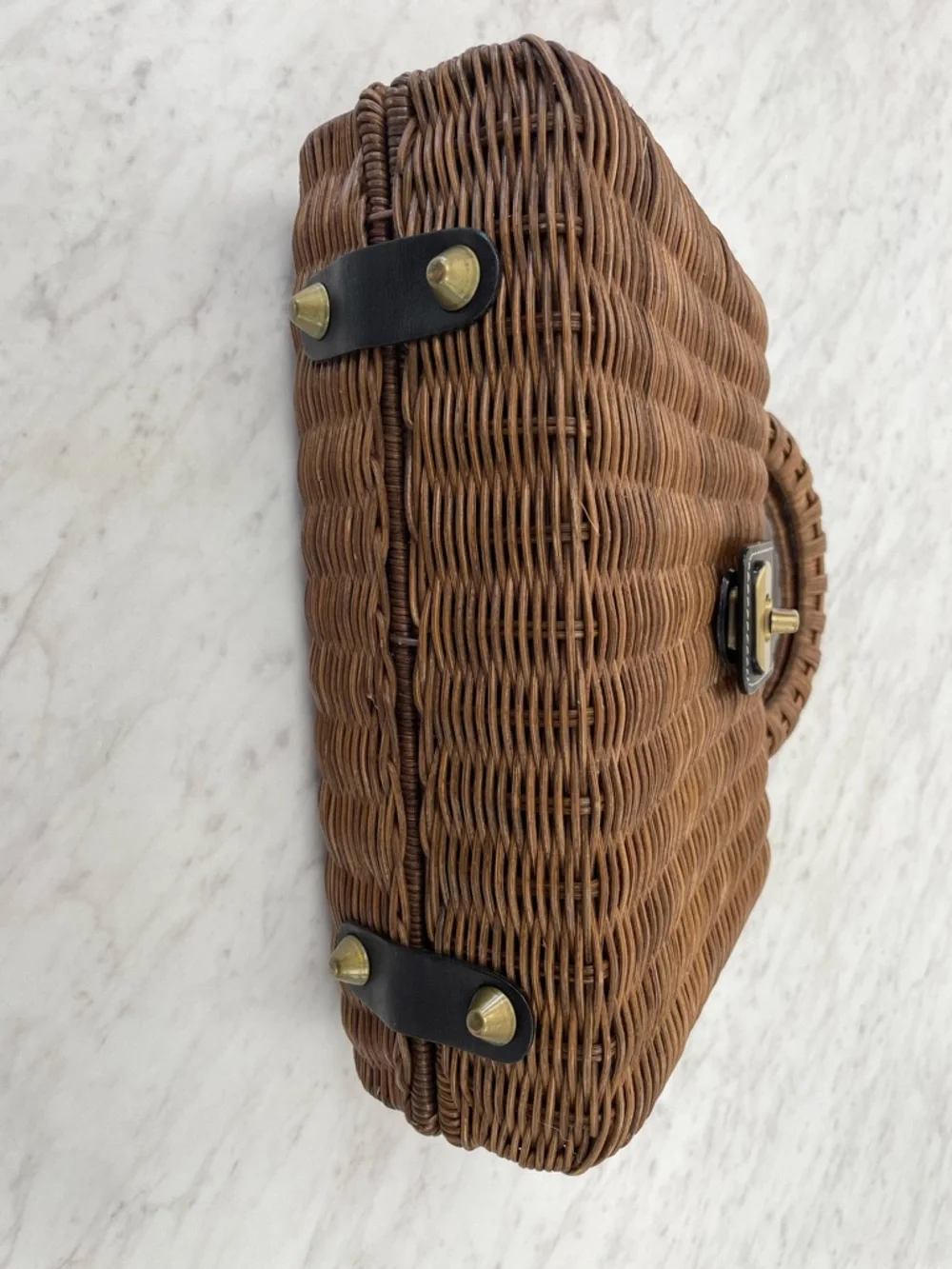 Vintage - Maxx New York Brown Whicker Rattan Purse Brown with Gold Hardware - Picture 3 of 11